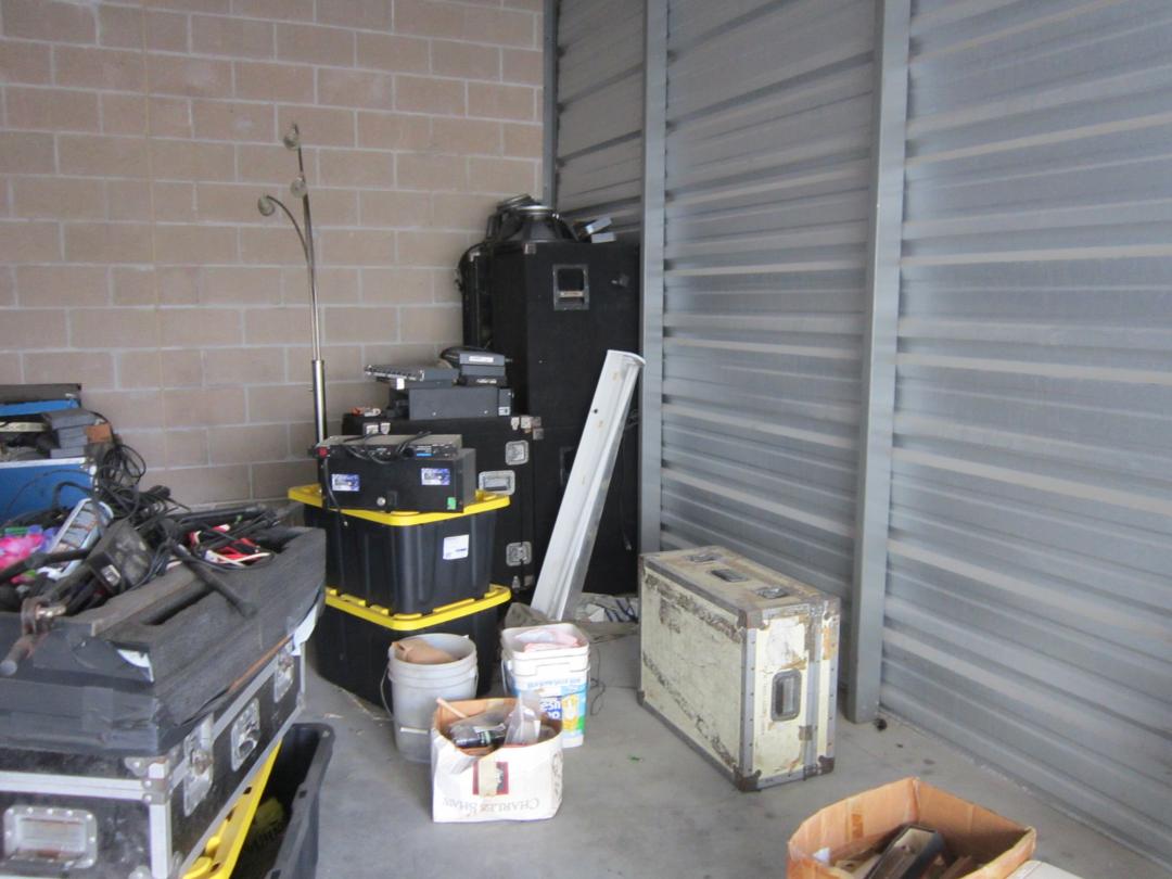 Storage Unit Auction in McCook, IL at Safeguard Self Storage McCook